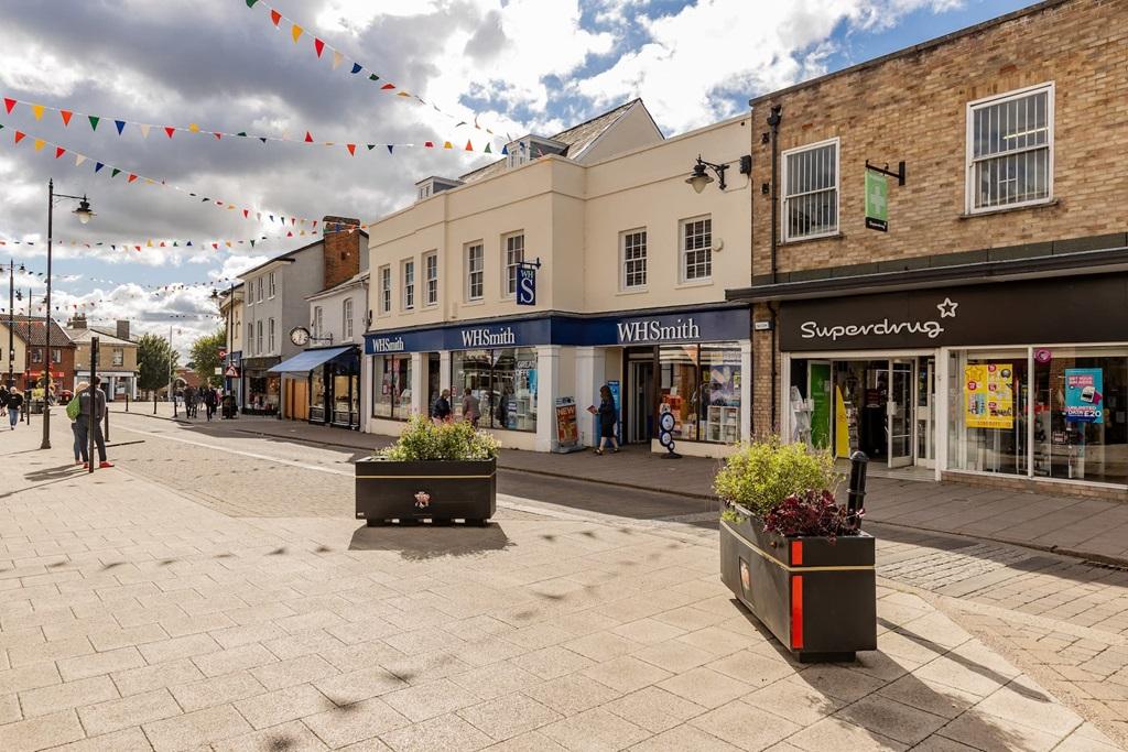 From independent boutiques to high street...