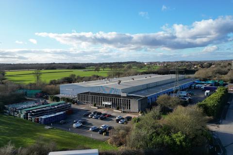 Distribution warehouse to rent, 1 Hazell Way Nuneaton CV10 7PQ