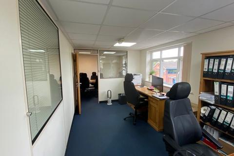 Office to rent, Budbrooke Rd Warwick CV34 5LZ