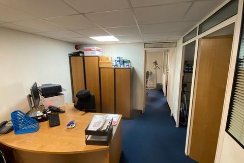 Office to rent, Budbrooke Rd Warwick CV34 5LZ