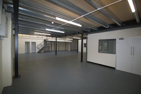 Warehouse to rent, Berrington Rd Leamington Spa CV31 1NB