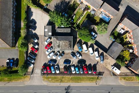 Land to rent, Wellesbourne Rd Warwick CV35 8DS