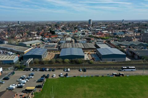 Warehouse to rent, 10 Endermere Rd Coventry CV6 5PY