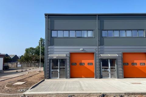 Warehouse to rent, 10 Endermere Rd Coventry CV6 5PY