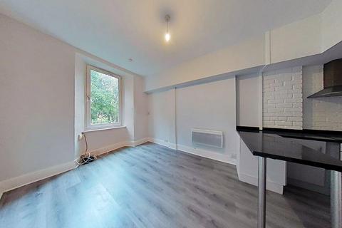 1 bedroom flat to rent, Watson Crescent, Edinburgh, EH11
