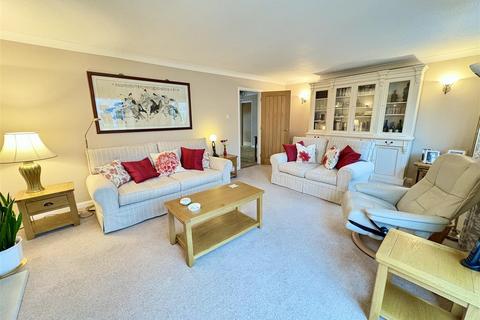 undefined, The Maze, Leigh-On-Sea