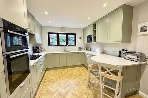 undefined, The Maze, Leigh-On-Sea