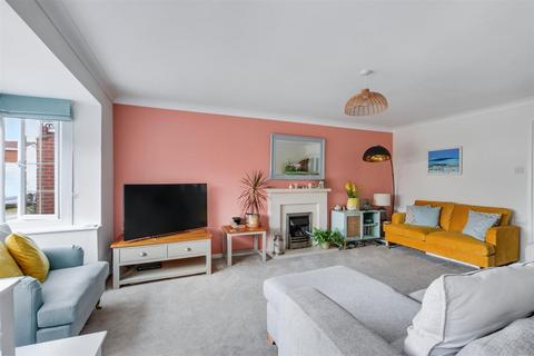 25 Holmes Road, Breaston, Derby, DE72 3BT