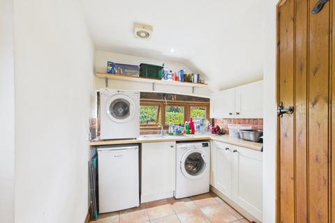 4 bedroom semi-detached house for sale, Moseley Road, Hallow, Worcester, Worcestershire, WR2