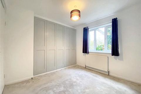 undefined, Pages Lane, Uxbridge, UB8