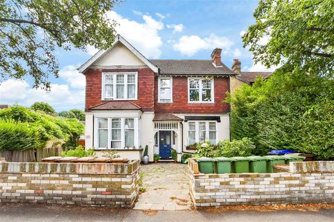 Flat 1, 21 Robin Hood Lane, Sutton, SM1 2SF
