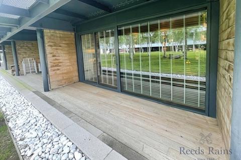 1 bedroom apartment for sale, Woodfield Road, Greater Manchester WA14