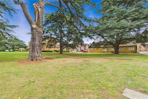 35 Woolston Close, Northampton, NN3 6QJ