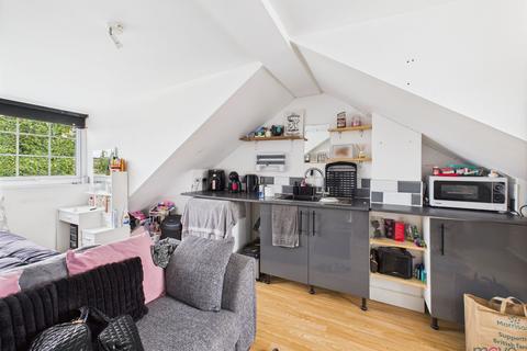 7 Worcester Parade, Gloucester, GL1 3AR