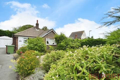 2 bedroom detached house for sale, Queens Crescent, Ossett, WF5