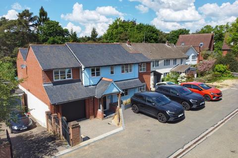 11 Ashburnham Road, Ampthill, Bedford, MK45 2RH