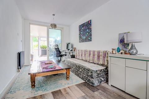 3 bedroom semi-detached house for sale, Glenfield Road, Leicester, LE3