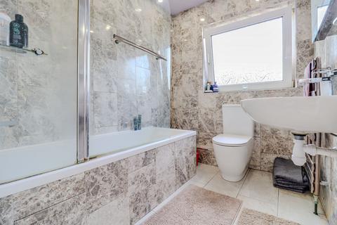 3 bedroom semi-detached house for sale, Glenfield Road, Leicester, LE3
