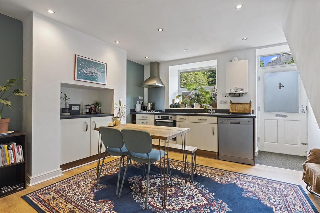 4 Westwood Rd, Sheffield 08 297.png