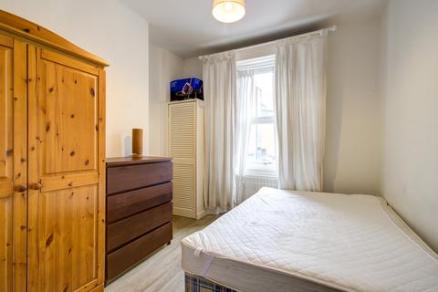 2 bedroom flat to rent, Claremont Terrace, Spital Tongues, Newcastle upon Tyne
