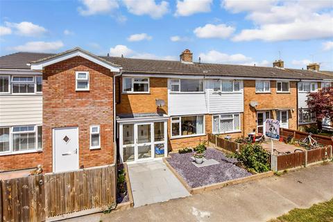 Hill Crescent, Aylesham, Canterbury, Kent