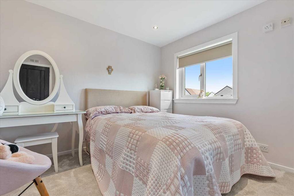 Bedroom Two (1)