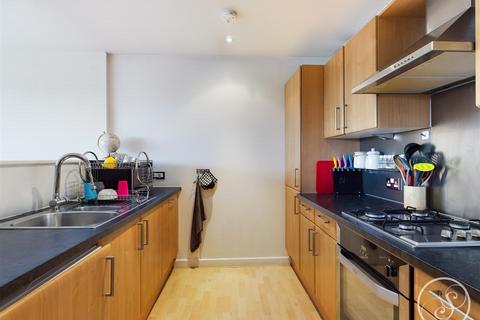 2 bedroom flat for sale, Balmoral Place, 2 Bowman Lane, Leeds