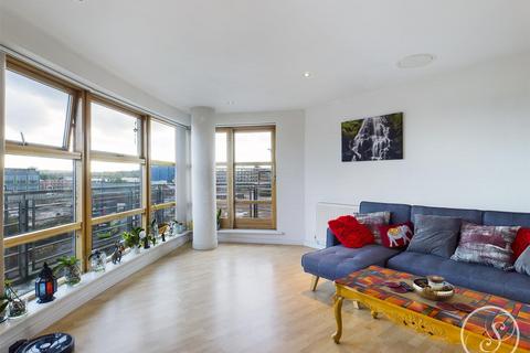 2 bedroom flat for sale, Balmoral Place, 2 Bowman Lane, Leeds