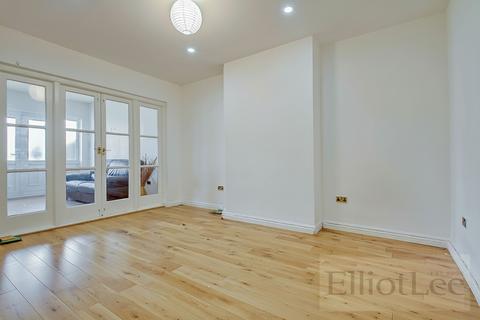 undefined, Blockley Road, Wembley HA0