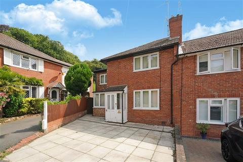 9 Foxearth Spur, South Croydon, CR2 8EP
