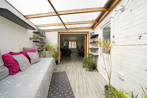 9 Foxearth Spur, South Croydon, CR2 8EP