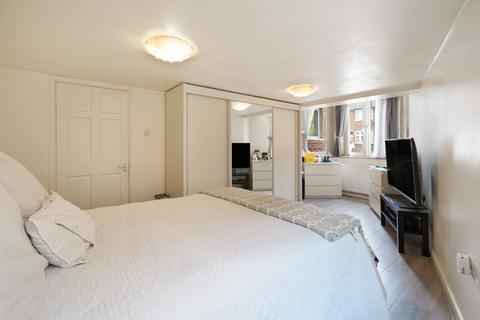 9 Foxearth Spur, South Croydon, CR2 8EP