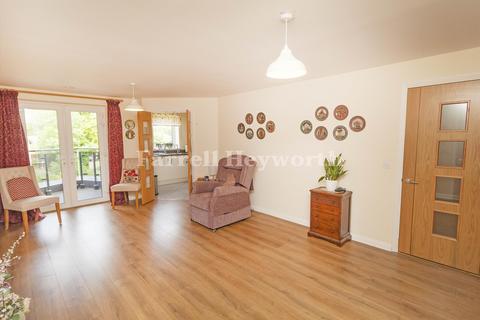 2 bedroom flat for sale, Crocus Court, Poulton Le Fylde FY6