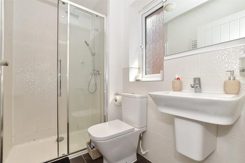 23 Abingdon Close, Basildon, SS15 6LJ