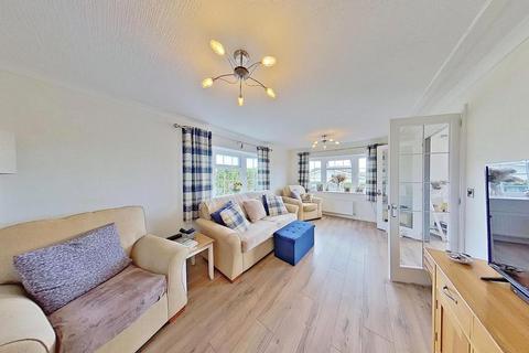 2 bedroom park home for sale, Rhododendron Close, Reculver, Herne Bay, CT6 6FD