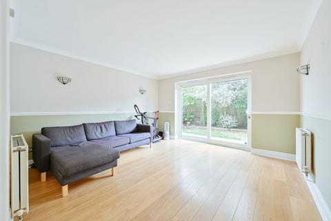 Merry Hill Road, Bushey, WD23