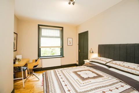 7 Ashdene, Todmorden, OL14 6QS