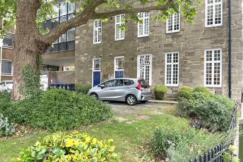 Abbotsford, Barrack Street, Warwick