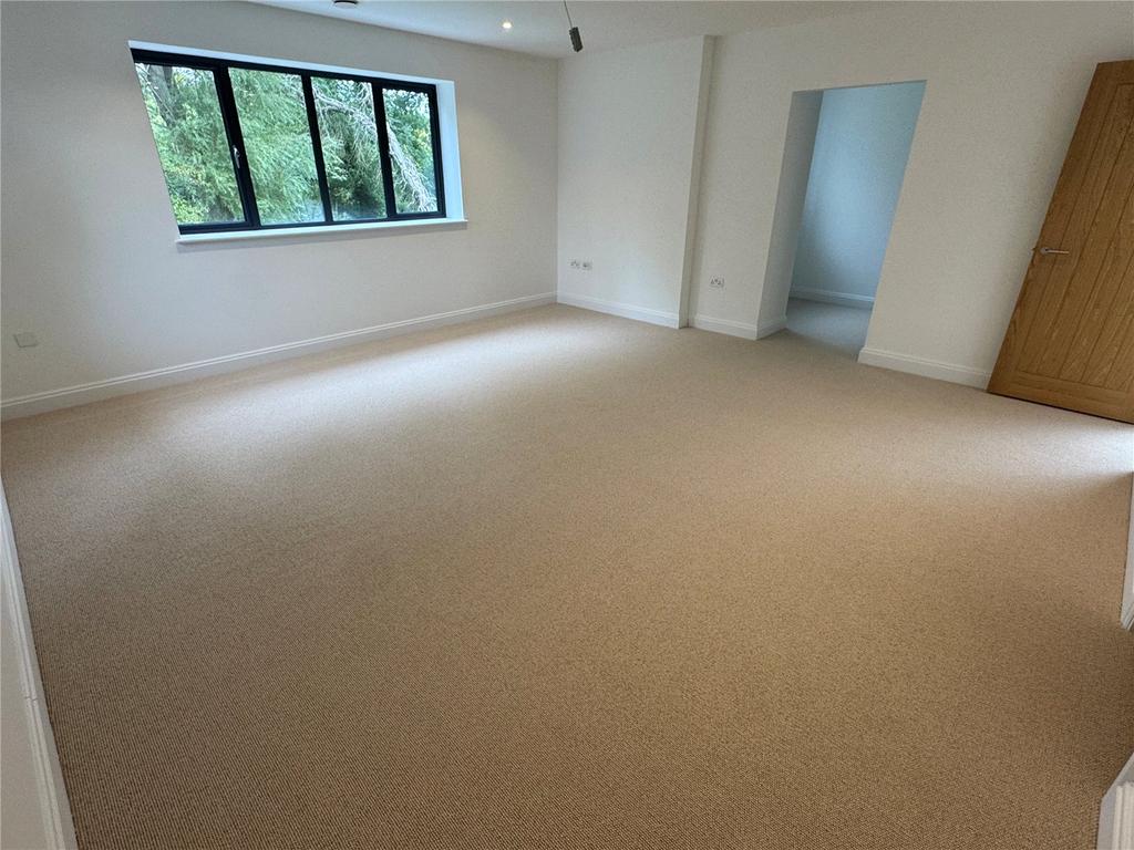 Pincipal Bedroom