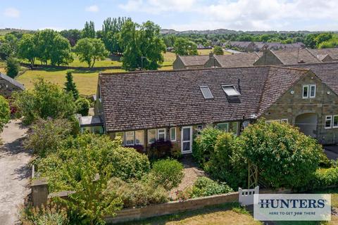 3 bedroom bungalow for sale, Town Street, Guiseley, Leeds