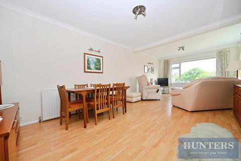 3 bedroom bungalow for sale, Town Street, Guiseley, Leeds