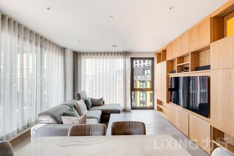 3 bedroom apartment for sale, Viaduct Gardens, Vauxhall, SW11 7EN