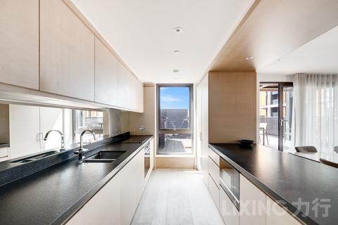 3 bedroom apartment for sale, Embassy Gardens, Vauxhall, SW11