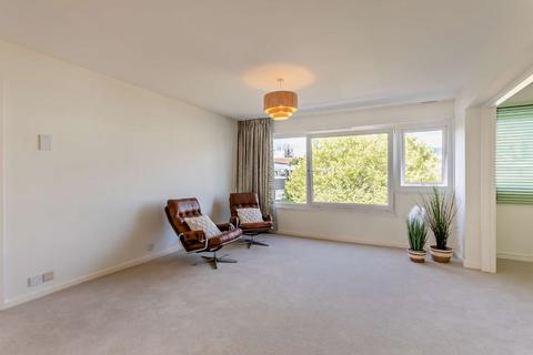 27 Highsett, Cambridge, CB2 1NX