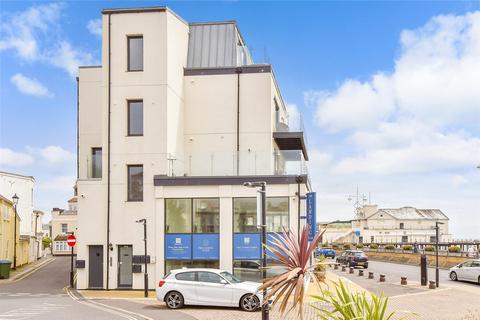 1 bedroom flat for sale, The Esplanade, Bognor Regis, West Sussex