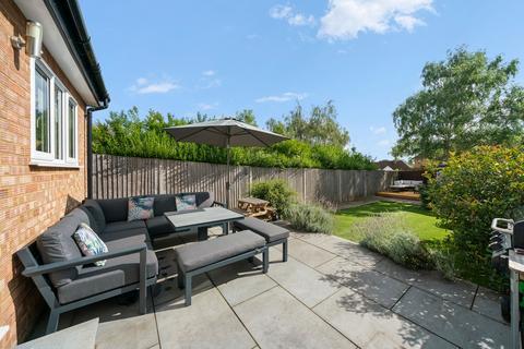 35 Canada Road, Cobham, KT11 2BB