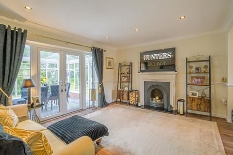 30 Baldwin Way, Swindon, Dudley, DY3 4PF