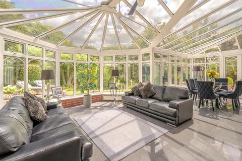 30 Baldwin Way, Swindon, Dudley, DY3 4PF