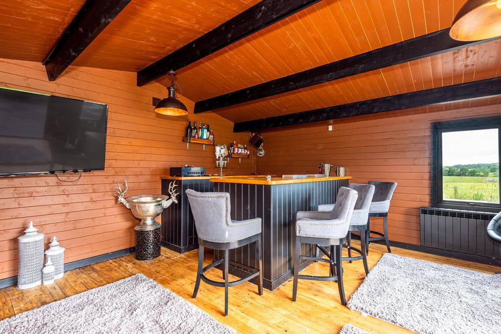 Outdoor Bar