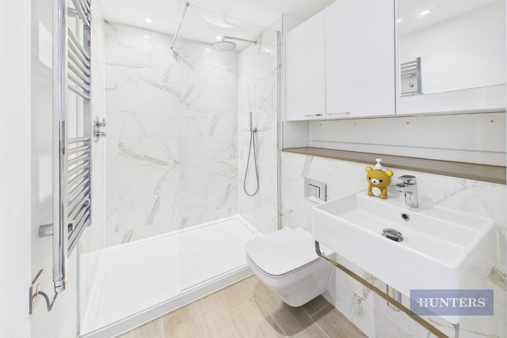 CAM05152 G0-PR0100-STILL002.jpg